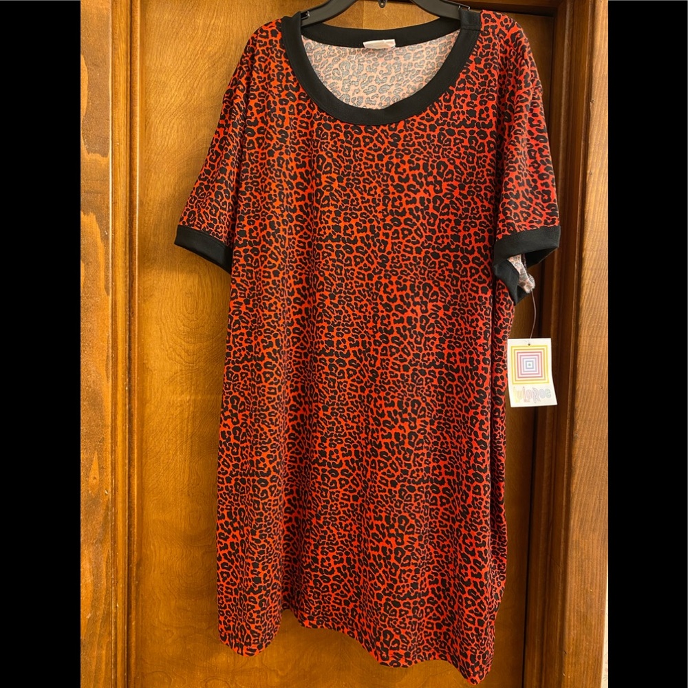 Lularoe animal print cheetah Liv top 3xl